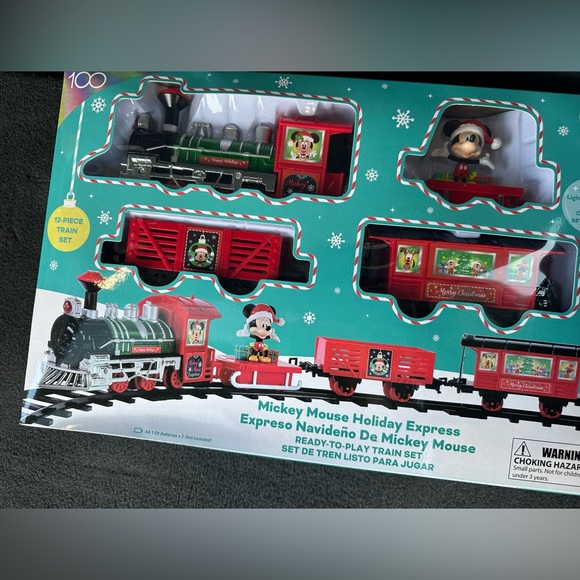 Disney Mickey Mouse christmas train set NEW Lights Sounds Battery operated - Picture 1 of 3